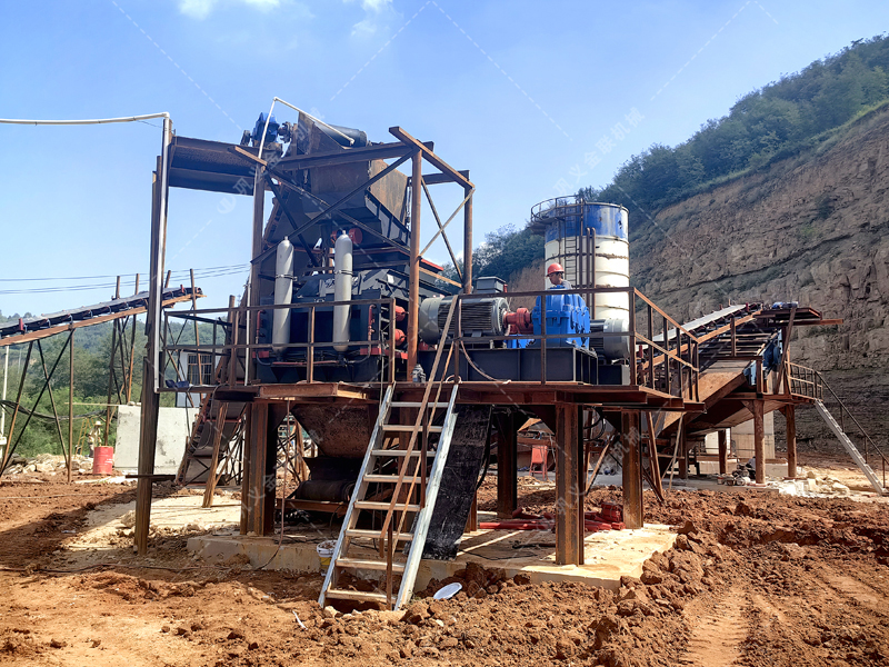 金聯機械生產的1510液壓對輥制砂機怎么樣？附現場案例