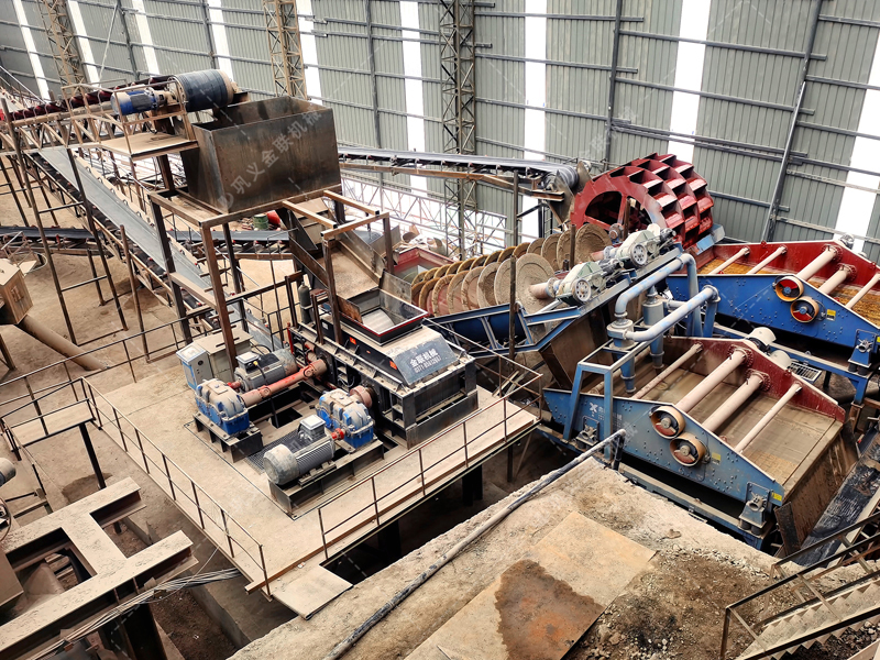 液壓對輥式破碎機(jī)制砂效果怎么樣？