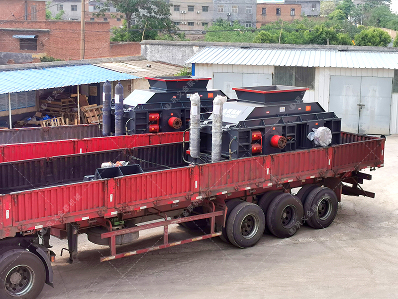 時產100噸和200噸的石灰石生產線，選擇的液壓對輥制砂機有何不同？